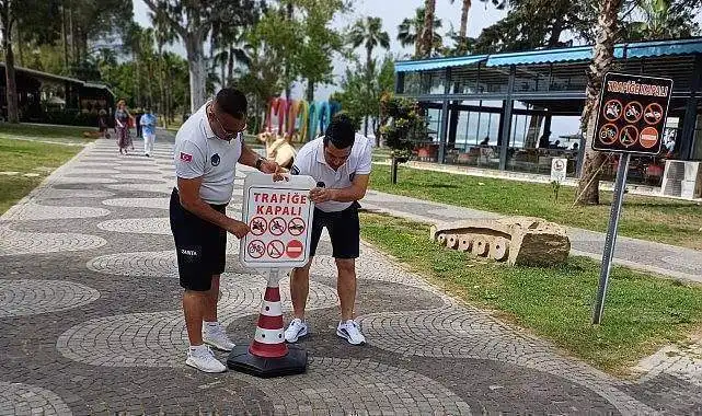 Kemer'de zabıta ekiplerinden denetim