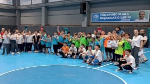 Bursa Nilüfer'de sportif başarılar ödülle taçlandırıldı