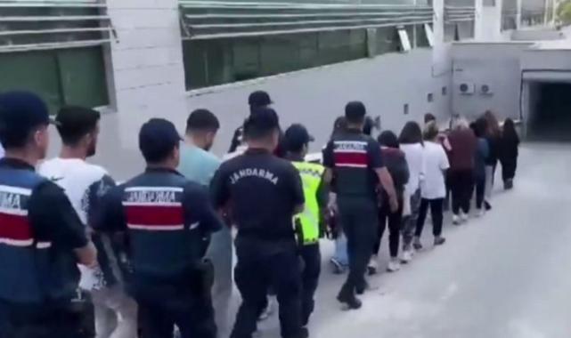 13 ilde 65 'Siber' gözaltı!