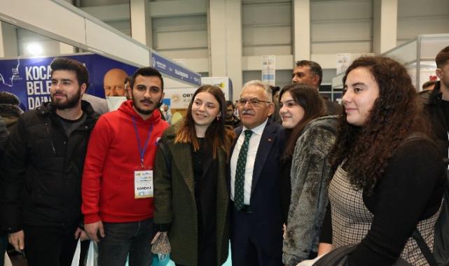 Büyükşehir’in Kayseri Kariyer Merkezi Projesi ile 5 bin 757 kişi iş buldu