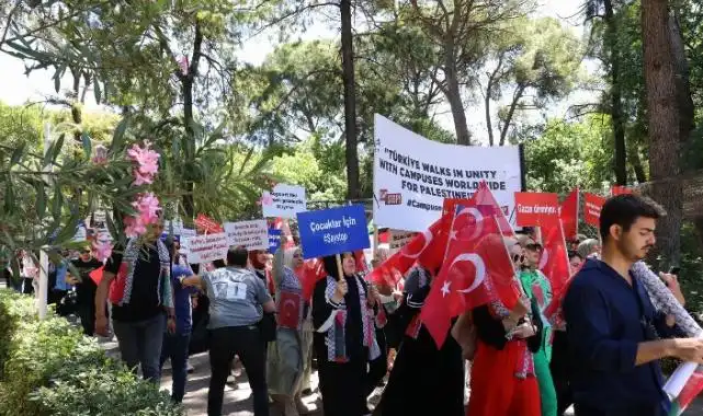 Dokuz Eylül'lü öğrencilerden Filistin dayanışması