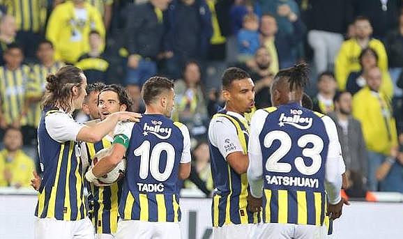 Fenerbahçe 3-0 Kayserispor (Maç Sonucu) Fenerbahçe evinde kazandı, iddiasını sürdürdü!