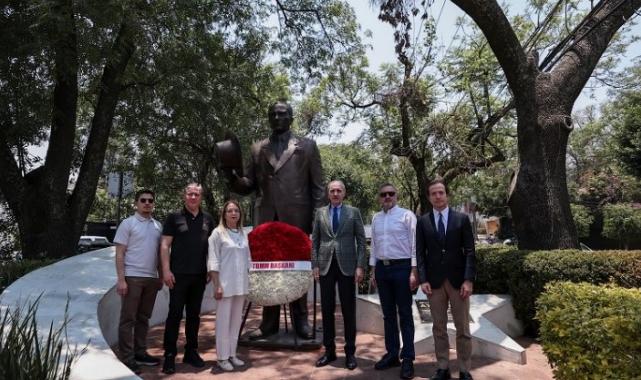 Numan Kurtulmuş'tan Meksika'daki Atatürk Anıtı'na ziyaret