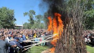 1400 yıllık gelenek: Kakava ateşi bolluk ve bereket getirmesi için yakıldı