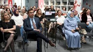 Aile hekimleri önce söyleşi yaptı, sonra tarihte yolculuğa çıktı