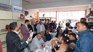 Başkan Arı, sanayi esnafıyla kahvaltıda bir araya geldi