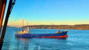 Boğaz trafiğini kilitlemişti... Gemi kurtarıldı