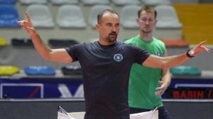 Bursa BBSK Başantrenör Cemal Bora Şensoy’la devam ediyor