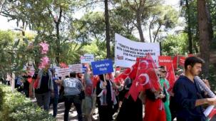 Dokuz Eylül'lü öğrencilerden Filistin dayanışması