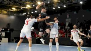 Hentbolda Beşiktaş Safi Çimento ve Sakarya BBSK, Final Turu'nda