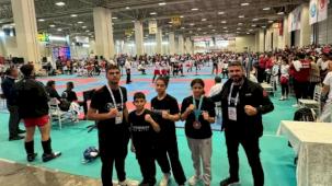 Pazaryerili kick boksçular Kick Boks Dünya kupasında 3. oldu