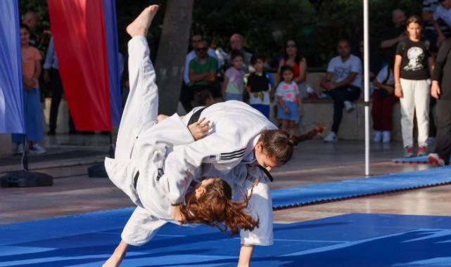 Bilecik'te yaz spor okulları açıldı