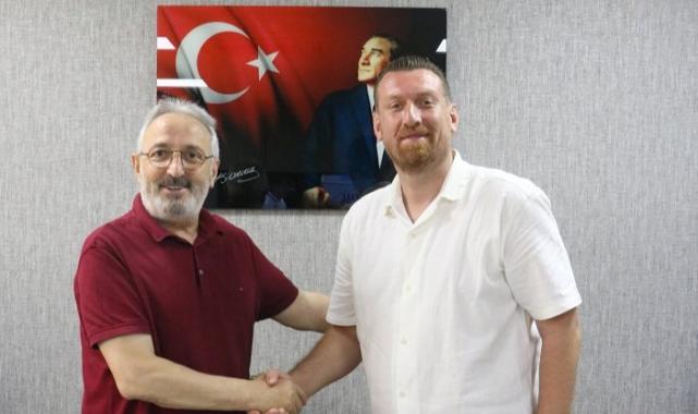 Bursa Büyükşehir'de Kadın Hentbol Takımı Mehmet Fatih Işık’a emanet