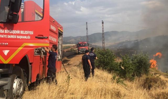 Manisa Turgutlu'daki yangın kontrol altında