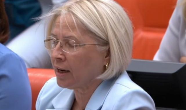 Nurten Yontar: Milli Eğitim Bakanı haddini aşmıştır