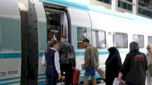 Bayramda YHT'lere ek sefer