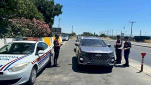 Jandarmadan hız ve emniyet kemeri denetimi