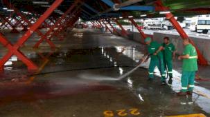 Osmangazi'de kurban kesim yerlerinde gün boyu temizlik