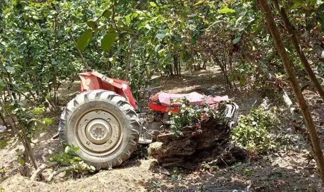 Düzce'de traktörün altında kaldı