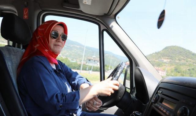 Geyve'de ilk kadın şoför görevde