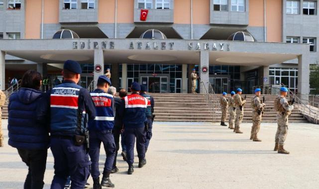 Jandarma 1 haftada 137 aranan şahsı yakaladı!