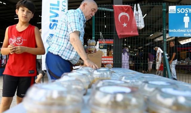 Kocaeli'de aşure dağıtımı başladı