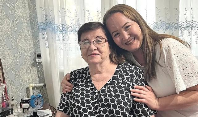 Öğretmenini 20 yıl sonra Özbekistan'da buldu