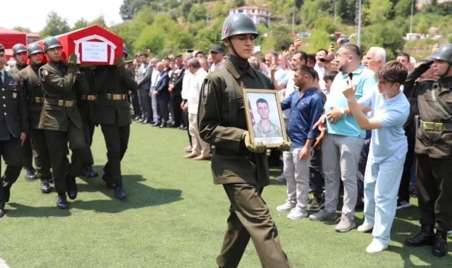 Şehit Er Ahmet Saygın yapılan törenle Yığılca'da toprağa verildi