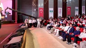 Bakan Tekin, tercih yapacak gençlerle buluştu