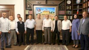 Başkan Arı, toplumun bütün kesimlerini kucaklıyor