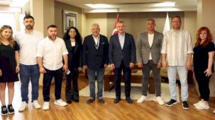 Başkan Büyükakın'dan açık ve düzenli iletişim mesajı