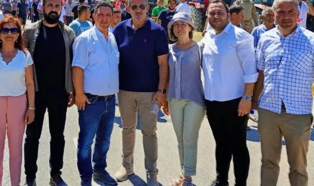 Balıkesir Bandırma'da CHP'liler domates üreticilerini dinledi