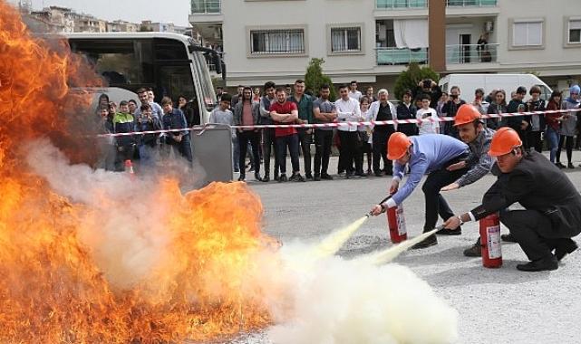 Hedef, afetlere dirençli Karşıyaka