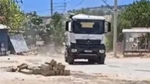 Edirne Keşan'da Sazlıdereliler tozdan şikayetçi!