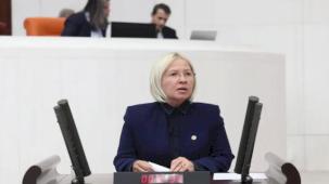 Nurten Yontar'dan Kadın Kolları Kurultayı'na kutlama mesajı