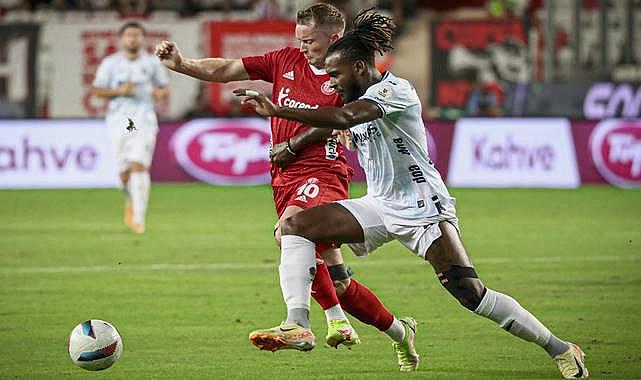 Antalyaspor 2 -1 Adana Demirspor (Maç Sonucu) Antalya uzatmada kazandı!