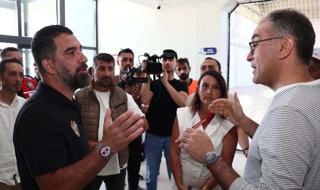 Arda Turan'dan Kayseri'nin Yüksek İrtifa Kamp Merkezi’ne övgü