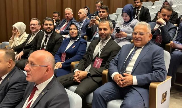 Başkan Büyükkılıç, AK Parti 166’ncı Genişletilmiş İl Başkanları Toplantısı’na katıldı