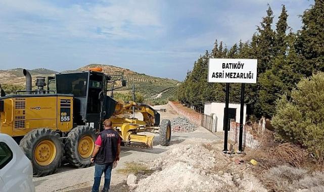 Didim Belediye Başkanı Hatice Gençay, Batıköy Mahallesi'nde uzun yıllardır yapılmayan yolun yapımını başlattı. Çalışmalar tüm hızıyla devam ediyor.