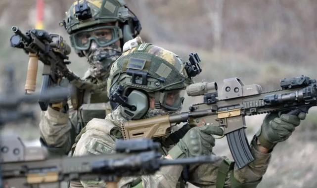 Irak ve Suriye'nin kuzeyinde 6 terörist etkisiz!