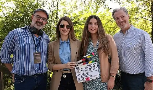 Prime Video, Çekimleri Devam Eden Yeni Yerli Orijinal Film Gizli Dolap'ın Setinden İlk Görseli Paylaştı