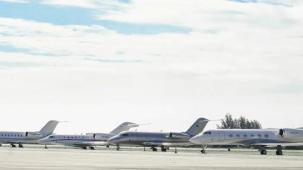 Azerbaycan’da özel jetlere fahiş park ücreti isyan ettirdi!