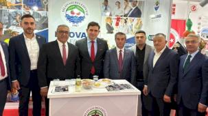 Dilovası Belediyesi istihdam standına yoğun ilgi