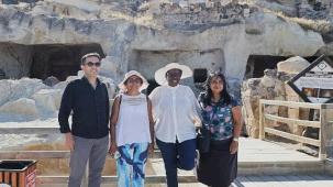 Güney Afrika ve Sri Lanka Büyükelçileri Kayaşehir'i gezdi.