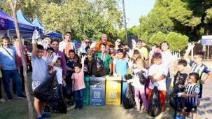 Karabağlarlı çocuklardan çevreye duyarlı etkinlik