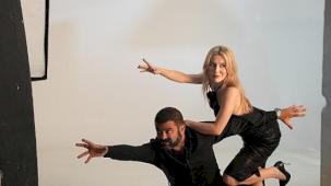 Paranoya filminin afiş çekiminde eğlenceli anlar yaşandı.