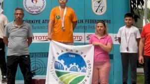 Sakarya Büyükşehir sporcusundan birinciliği getiren atış