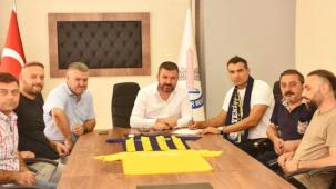 Yenişehir Belediyespor’da milli transfer