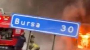 Yolcu otobüsü alev alev yandı