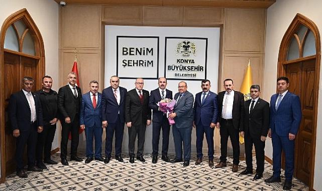 Başkan Altay Tüm Muhtarların 19 Ekim Muhtarlar Günü'nü Kutladı